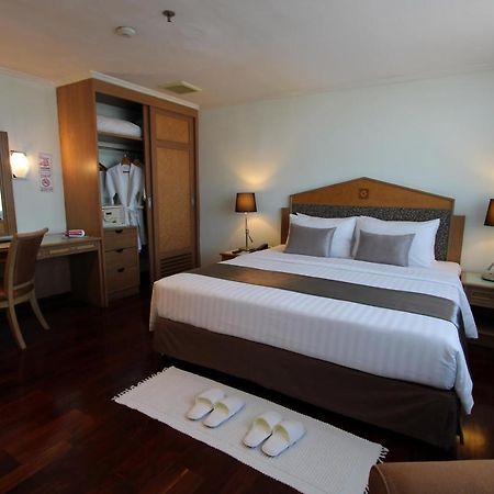 Grand Tower Inn Rama 6 Bangkok Kültér fotó