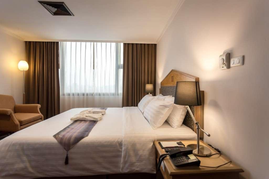 Grand Tower Inn Rama 6 Bangkok Kültér fotó