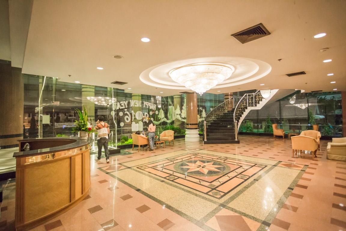 Grand Tower Inn Rama 6 Bangkok Kültér fotó