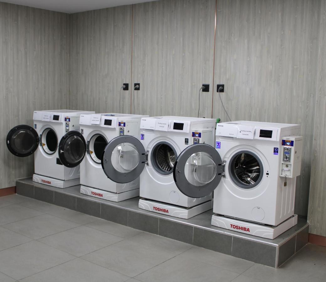 Grand Tower Inn Rama 6 Bangkok Kültér fotó