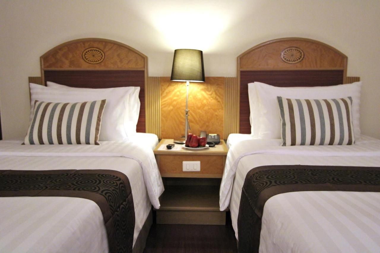 Grand Tower Inn Rama 6 Bangkok Kültér fotó