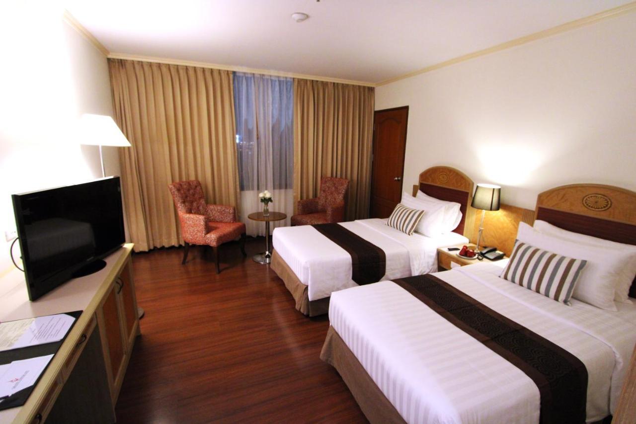 Grand Tower Inn Rama 6 Bangkok Kültér fotó