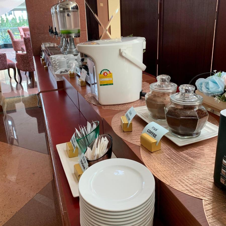 Grand Tower Inn Rama 6 Bangkok Kültér fotó